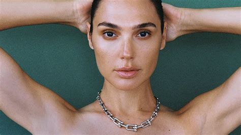 Gal Gadot Nude Photos & Porn Video